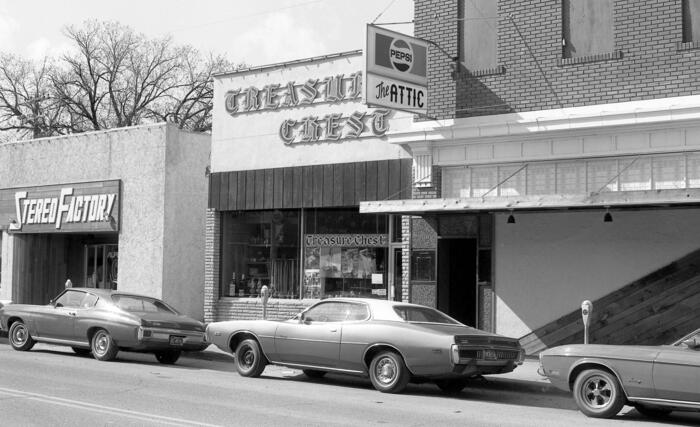 80-041 1122-1126 Moro