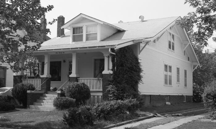 926 Laramie Street, Manhattan, Kansas