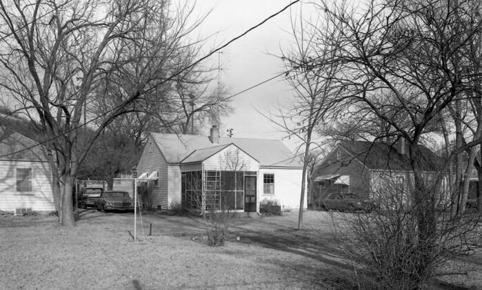 83-057 423 Thurston