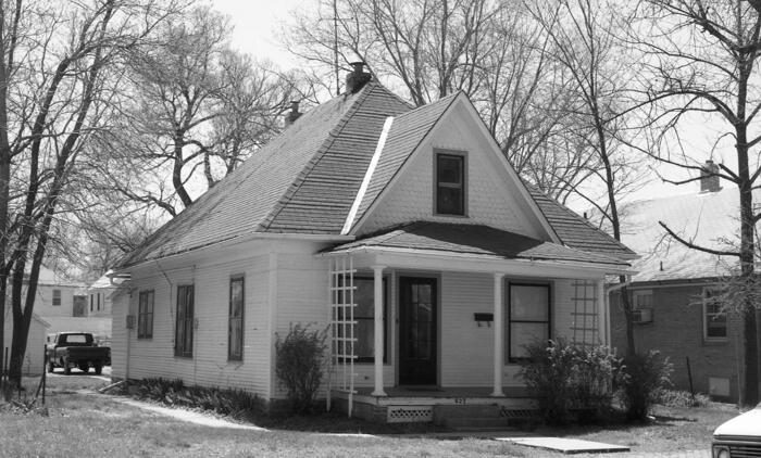 627 Kearney Street, Manhattan, Kansas