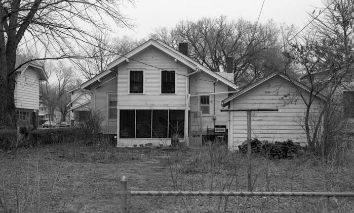 89-007 1027 Thurston