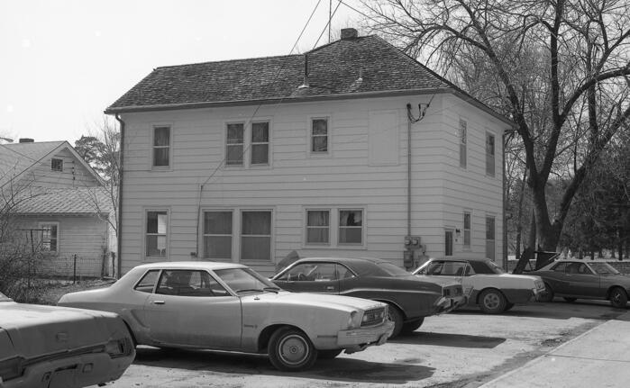 910 N Manhattan Avenue, Manhattan, Kansas