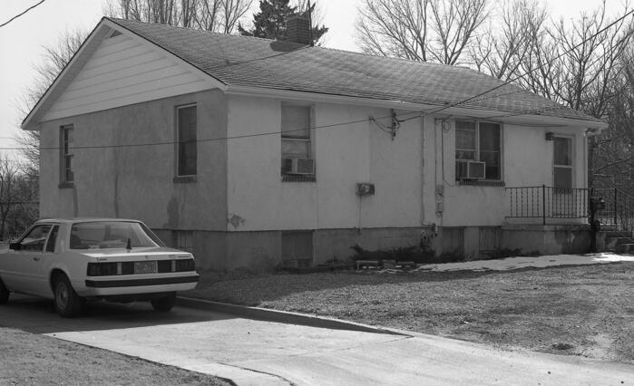 107-043 1320 El Paso