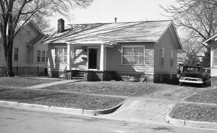 121-003 1610 Houston