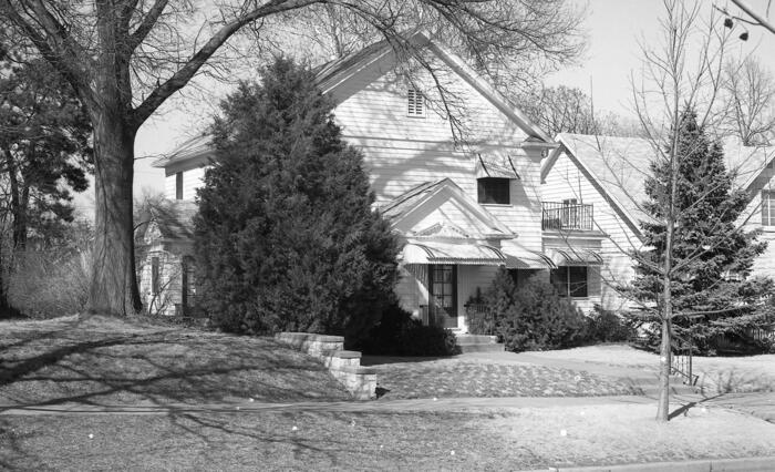 125-026 1720 Humboldt