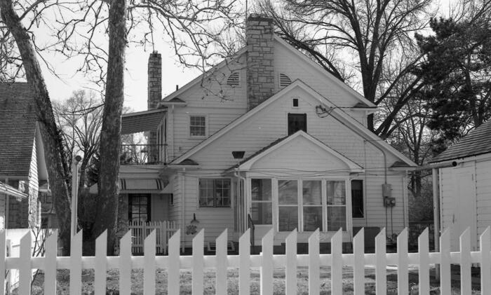 125-023 1720 Humboldt