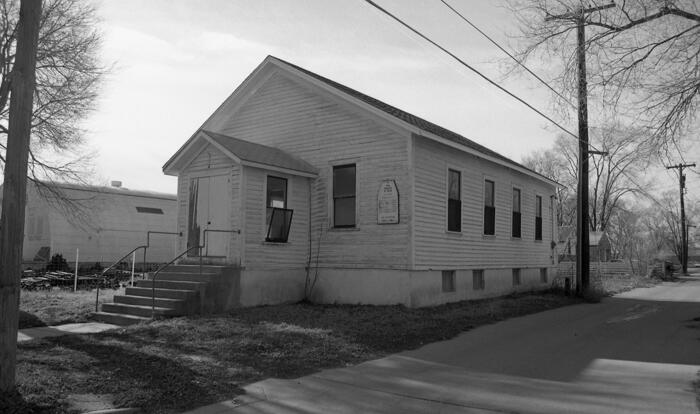 24-011 512 S 8th
