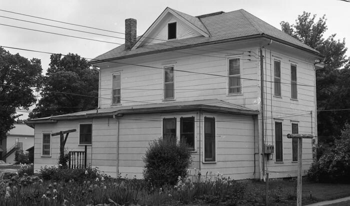 1000 Leavenworth Street, Manhattan, Kansas