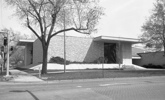 629 Poyntz Avenue, Manhattan, Kansas